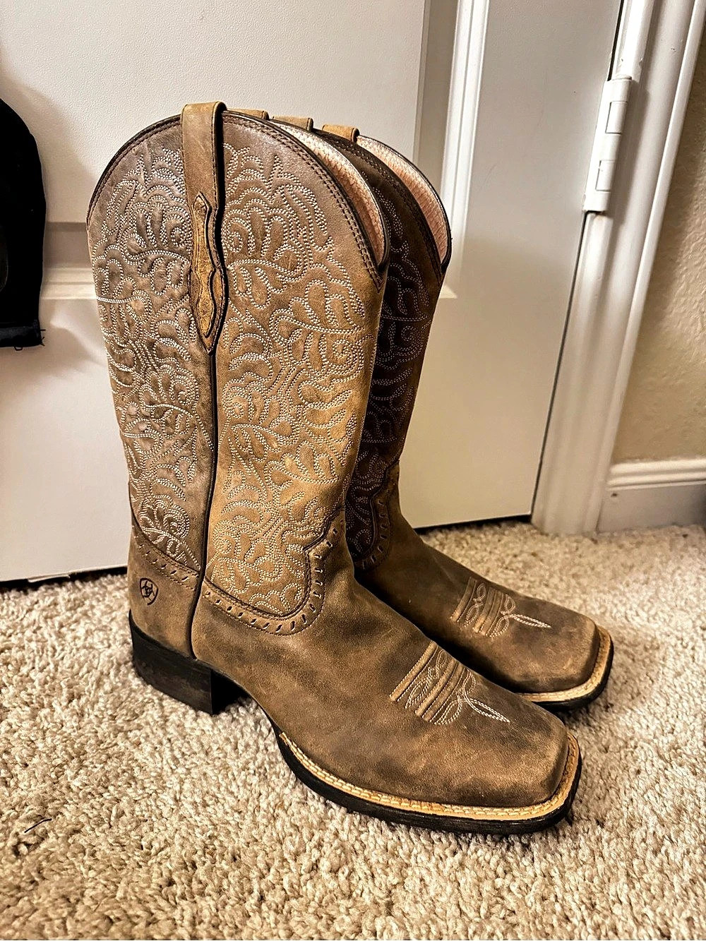 Ariat Round Up Wide Square Toe Western Boot (Tan Bomber / Pink Snake) Boots